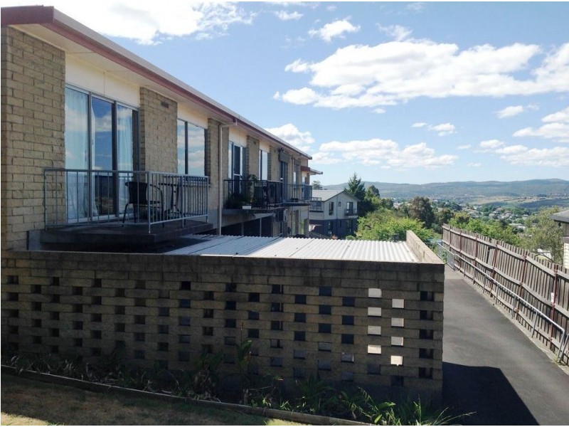 2/7 McKellar Road, Newstead TAS 7250