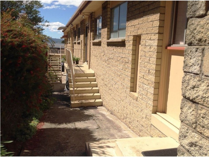 2/7 McKellar Road, Newstead TAS 7250