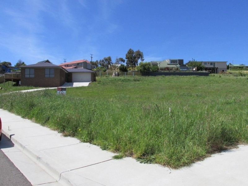 4 Ford Court, Newnham TAS 7248