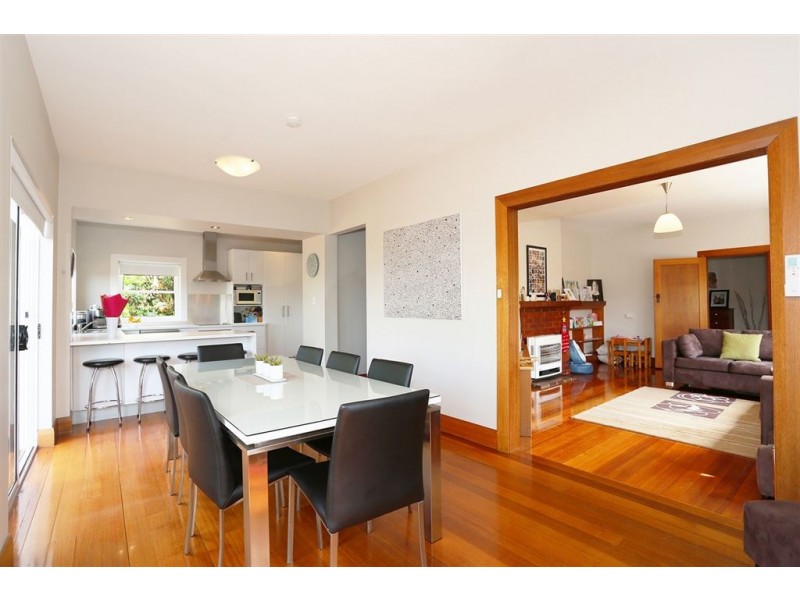 19 Riverdale Grove, Newstead TAS 7250