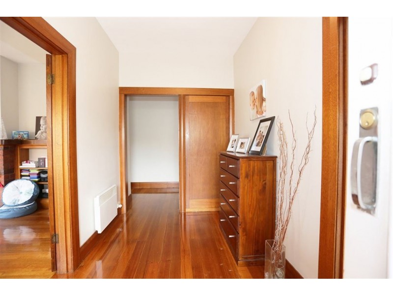 19 Riverdale Grove, Newstead TAS 7250