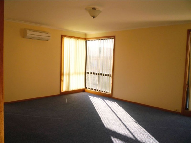 1/10 Rennie Court, Norwood TAS 7250