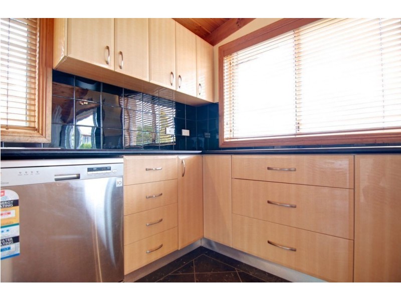 1 Newlands Street, Trevallyn TAS 7250