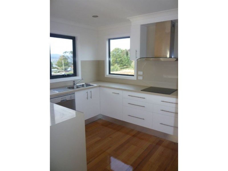 3/5 Hamish Court, Riverside TAS 7250