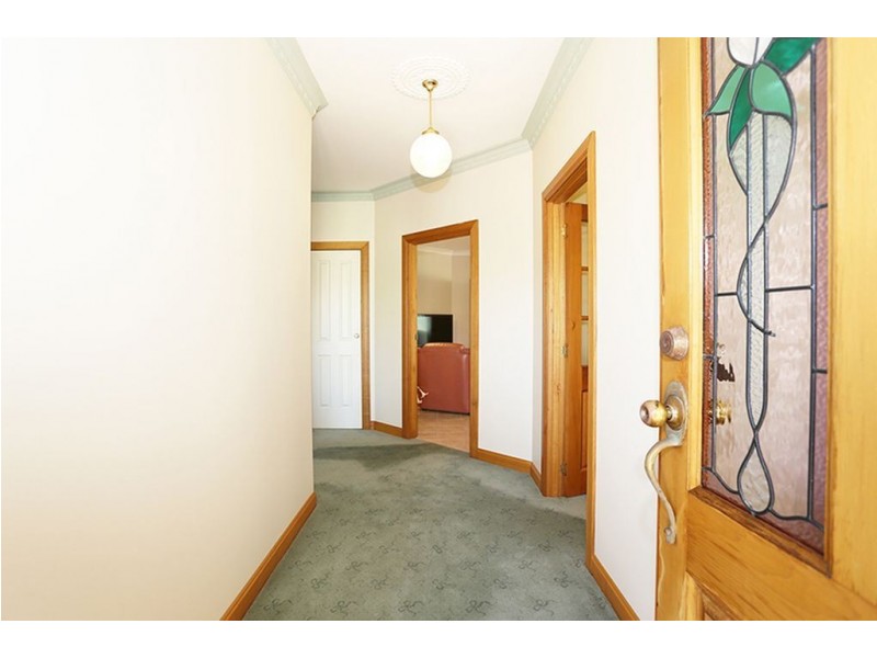 2 Campbell – Smith Court, Newnham TAS 7248