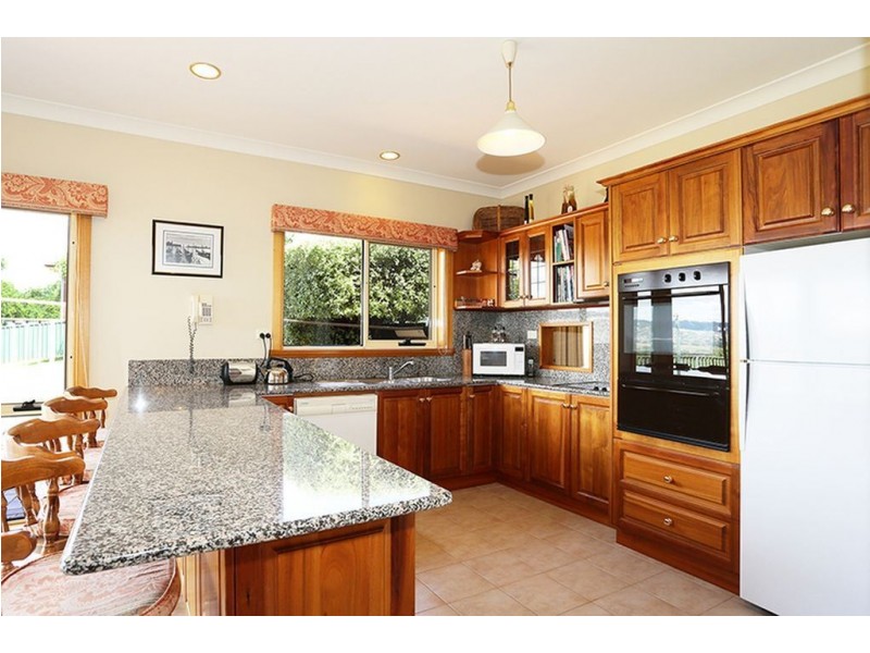 2 Campbell – Smith Court, Newnham TAS 7248