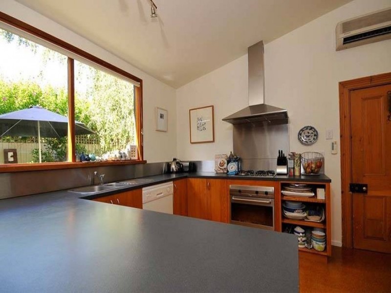 16 Elphin Road, Launceston TAS 7250