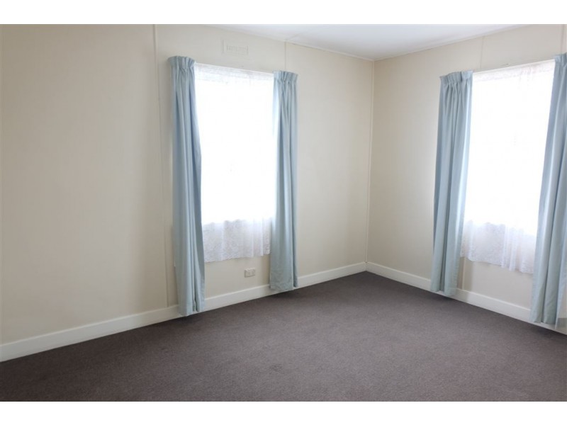 6 Cook Cresent, Mayfield TAS 7248