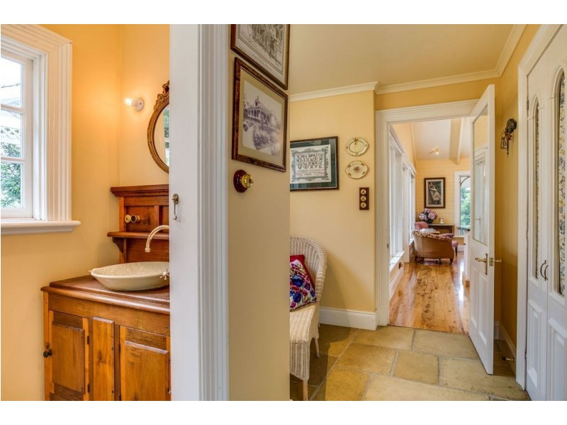 15 Upper McEwans Road, Legana TAS 7277