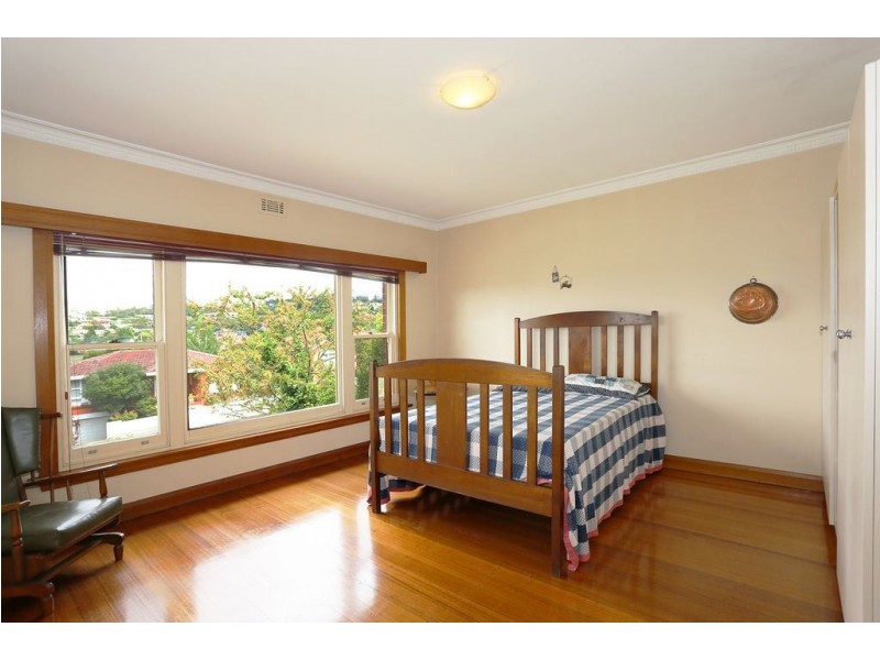 35 Robin Street, Newstead TAS 7250