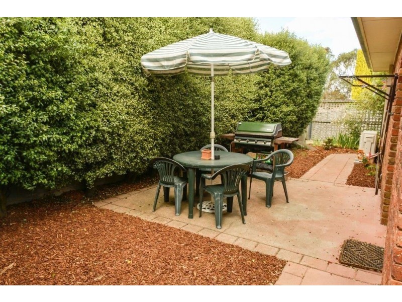 2/4 Casino Rise, Prospect Vale TAS 7250