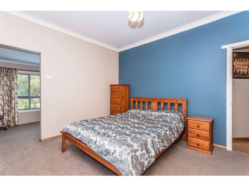 24 Quarantine Road, Kings Meadows TAS 7249