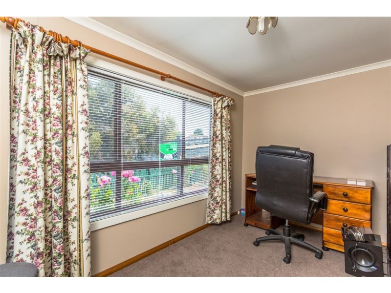 24 Quarantine Road, Kings Meadows TAS 7249