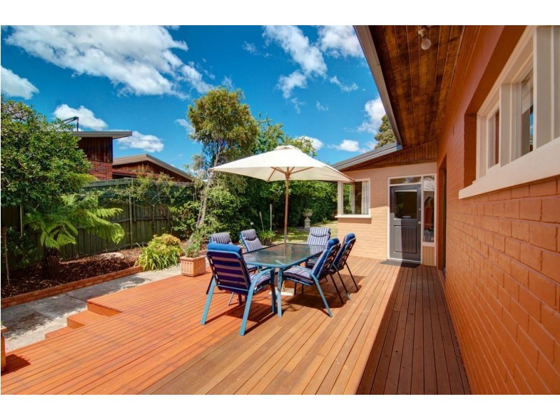 21 Veronica Crescent, Norwood TAS 7250