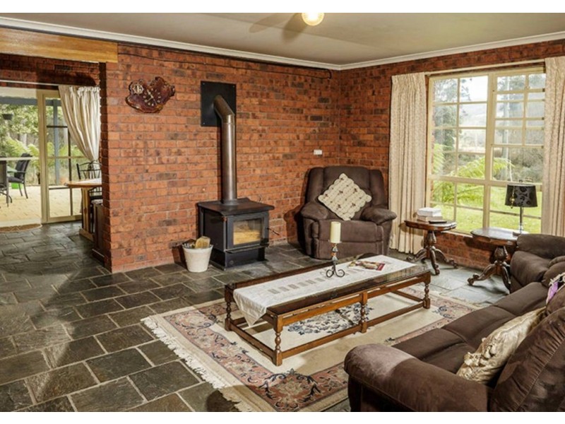 66 St Patricks Lane “Laughing Waters”, Nunamara TAS 7259