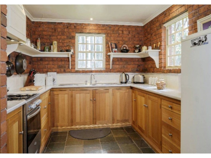 66 St Patricks Lane “Laughing Waters”, Nunamara TAS 7259