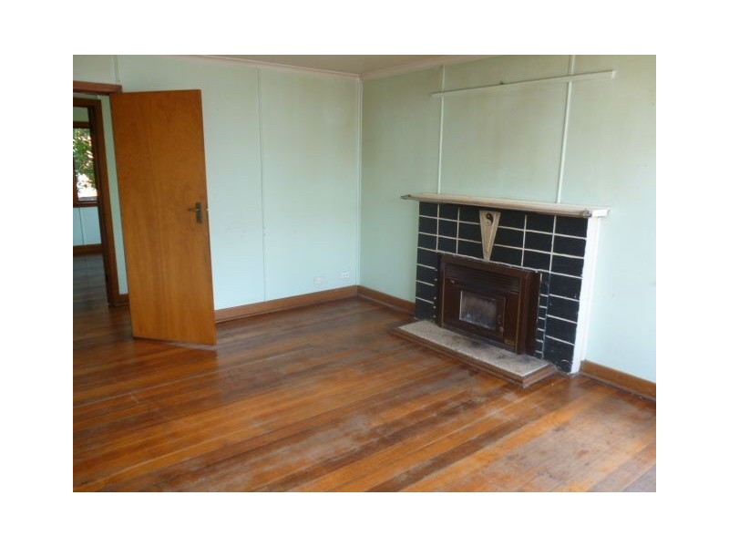 23 Sturt Street, Mayfield TAS 7248