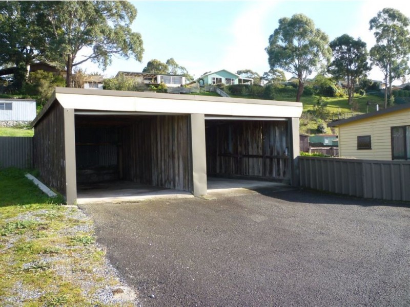 9 Clarke Street, Beauty Point TAS 7270