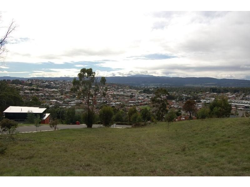 7 Southgate Drive, Kings Meadows TAS 7249