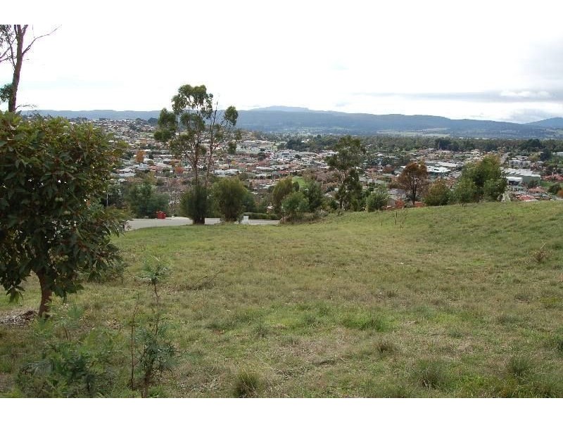 7 Southgate Drive, Kings Meadows TAS 7249