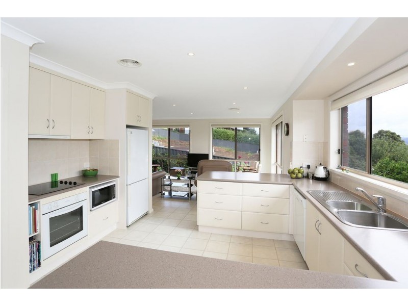 4 Lennon Rise, Newstead TAS 7250