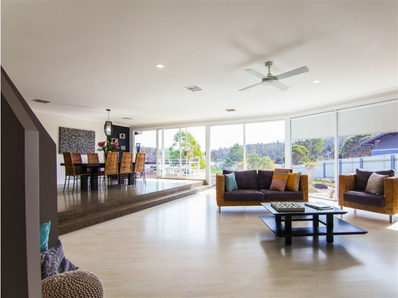 41 Bayview Drive, Blackstone Heights TAS 7250