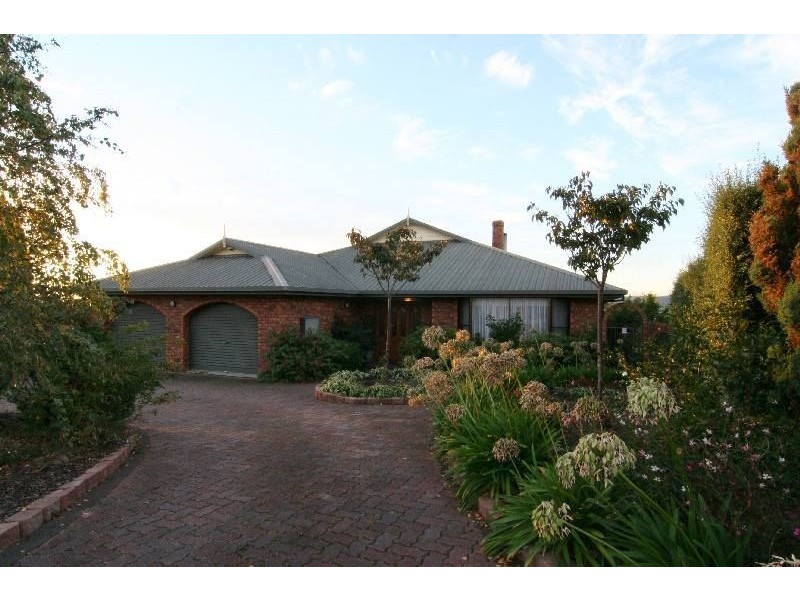 9 Far View Avenue, Riverside TAS 7250