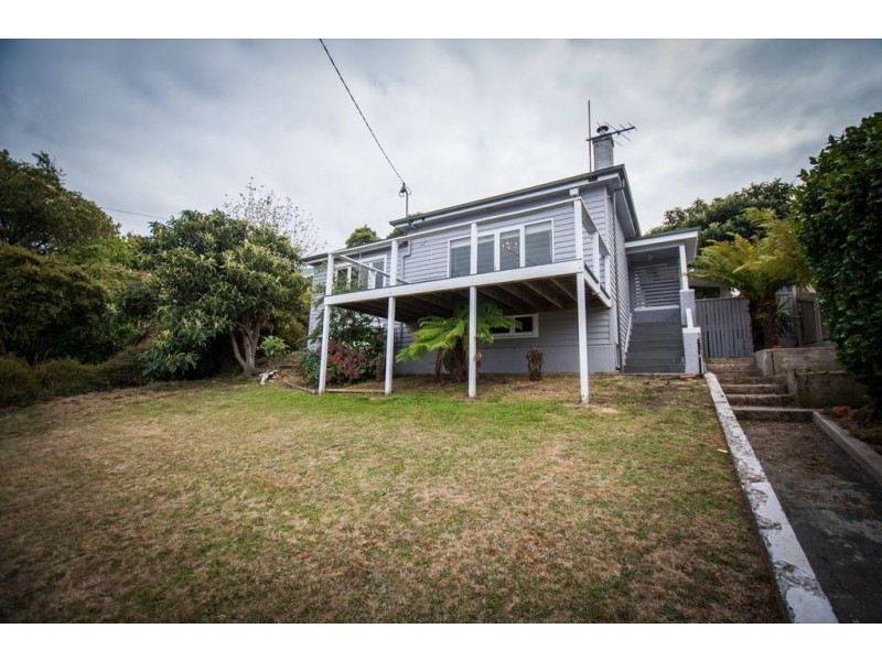 12 Veulalee Avenue, Trevallyn TAS 7250
