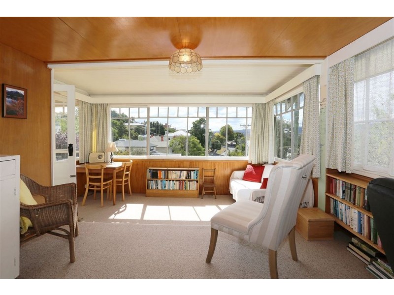 13 Richards Avenue, Newstead TAS 7250