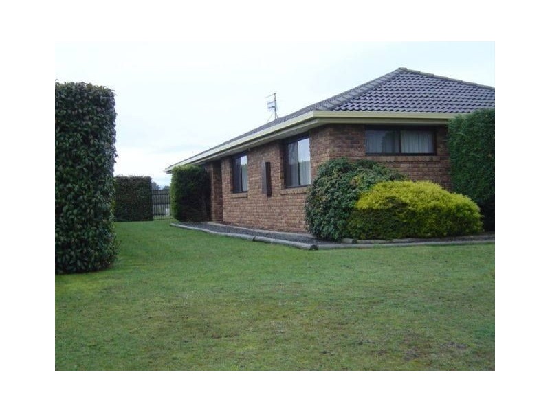 6 Honeysuckle Grove, Evandale TAS 7212