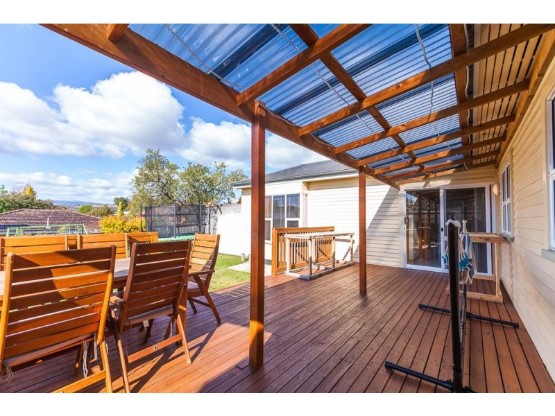 6 Veronica Crescent, Norwood TAS 7250