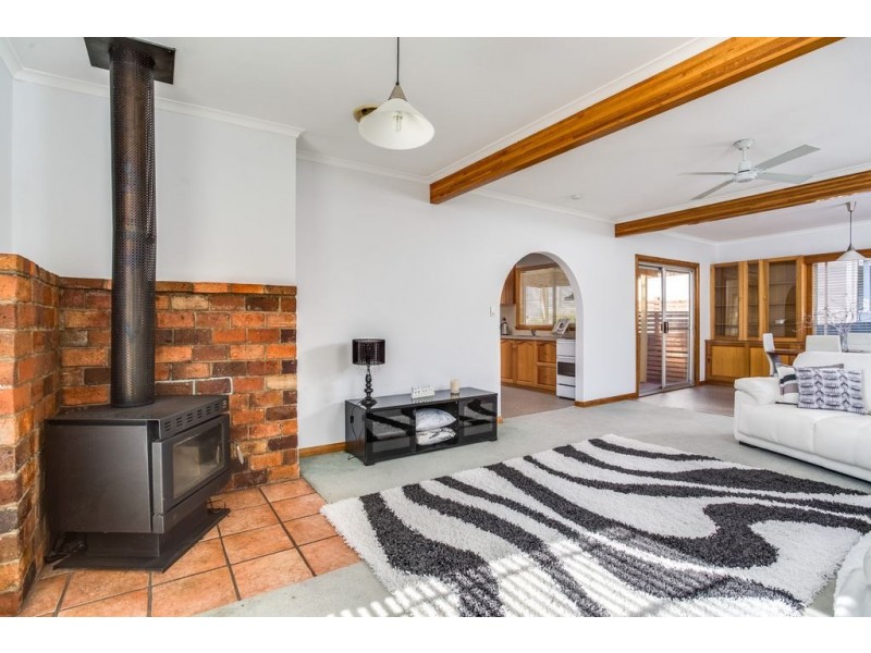 16 Pitt Avenue, Trevallyn TAS 7250