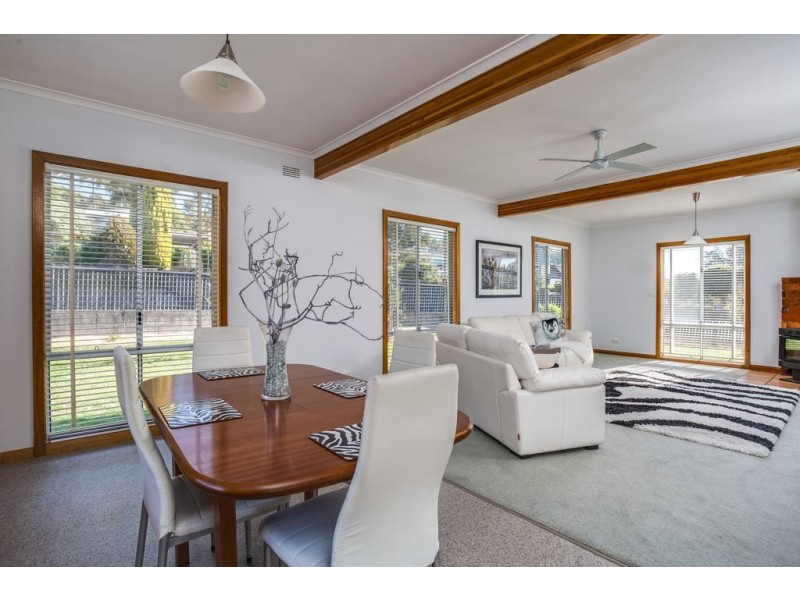 16 Pitt Avenue, Trevallyn TAS 7250