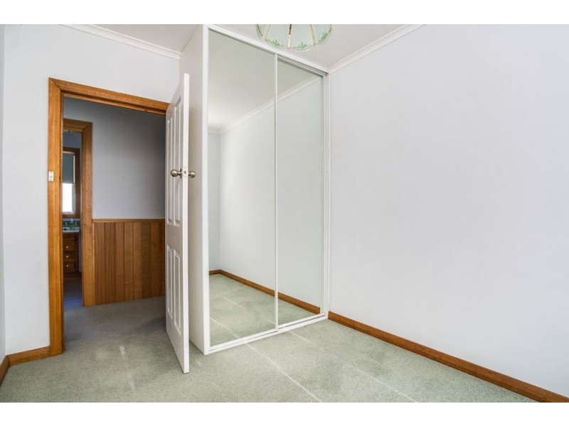 16 Pitt Avenue, Trevallyn TAS 7250