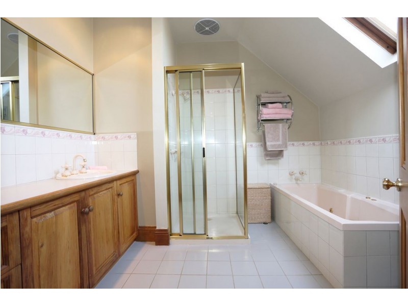 68 Bayview Drive, Blackstone Heights TAS 7250