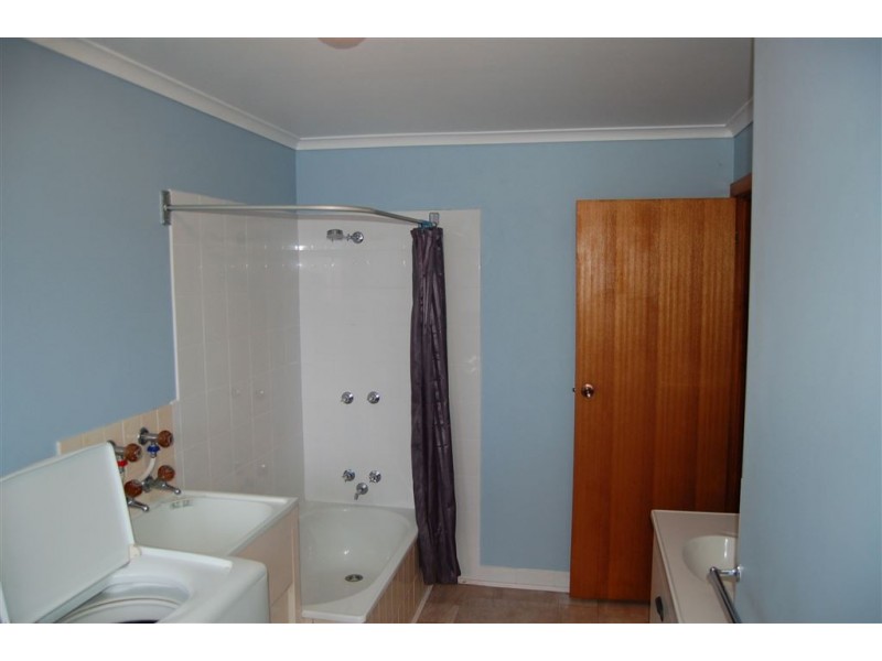 7/35-37 Snow Street, Newnham TAS 7248