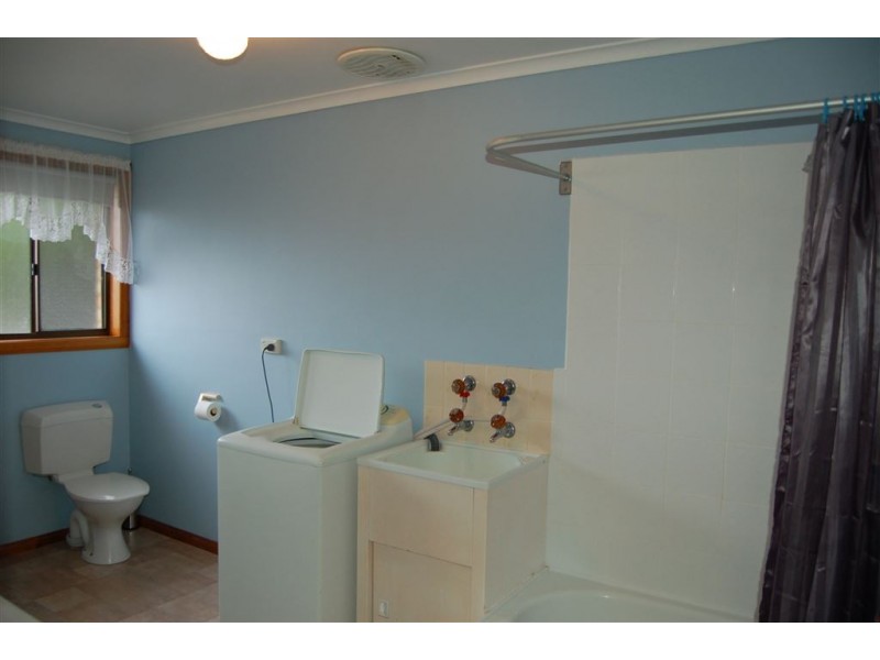 7/35-37 Snow Street, Newnham TAS 7248