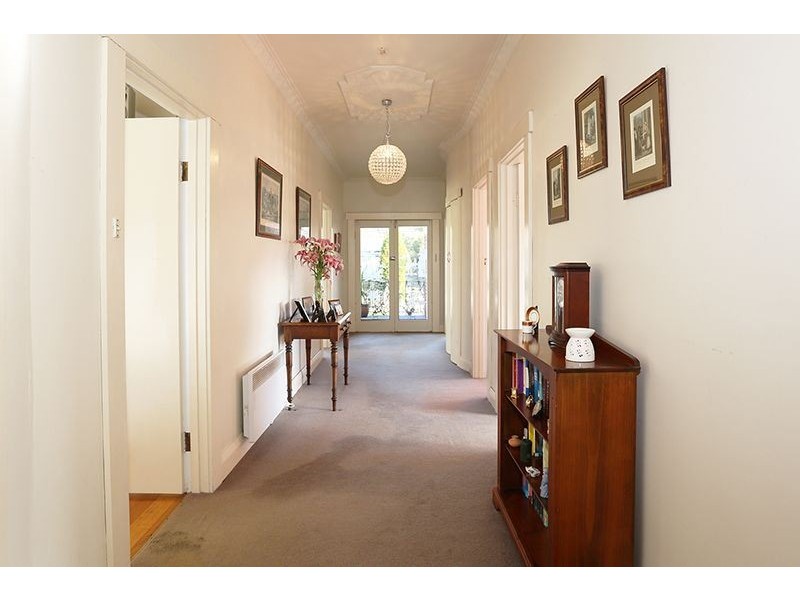 9 Douglas Street, Newstead TAS 7250