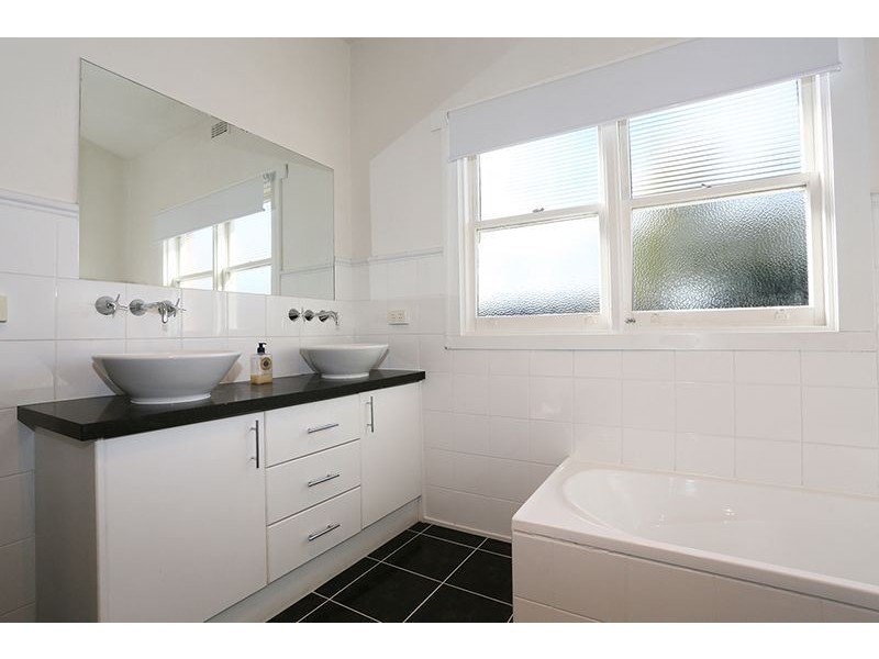 9 Douglas Street, Newstead TAS 7250
