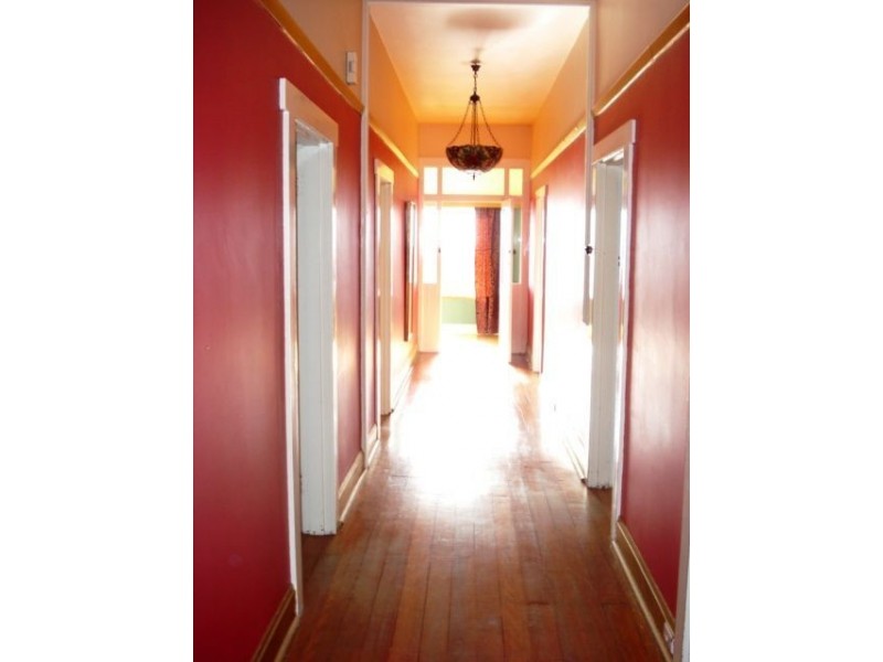 18 Delamere Crescent, Trevallyn TAS 7250