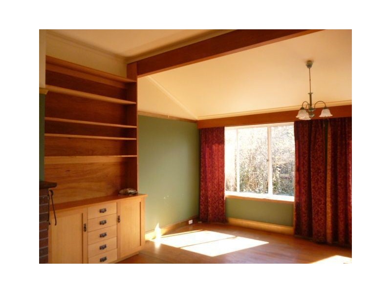 18 Delamere Crescent, Trevallyn TAS 7250