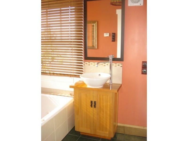 18 Delamere Crescent, Trevallyn TAS 7250