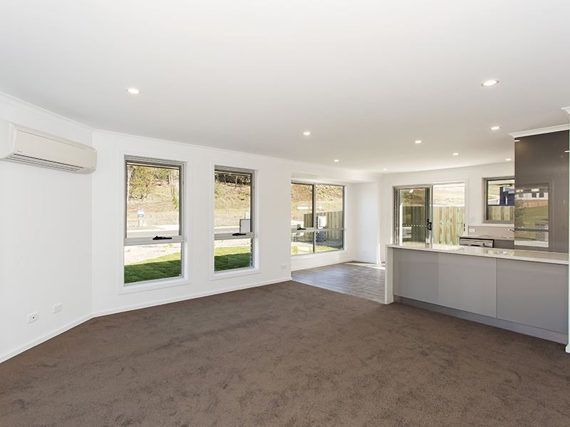 1 & 2/21 Aram Place, Newstead TAS 7250
