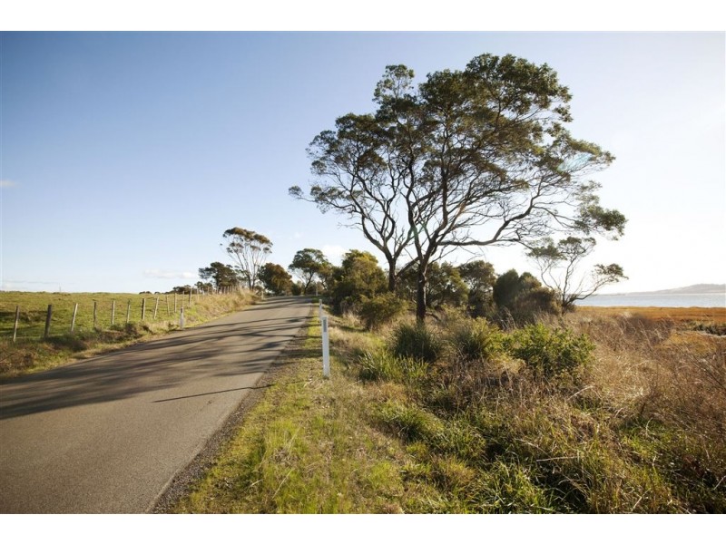 1024 Windermere Road, Swan Bay TAS 7252