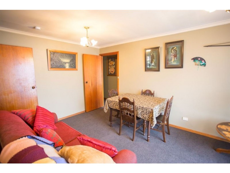 2 Rondora Court, Newnham TAS 7248