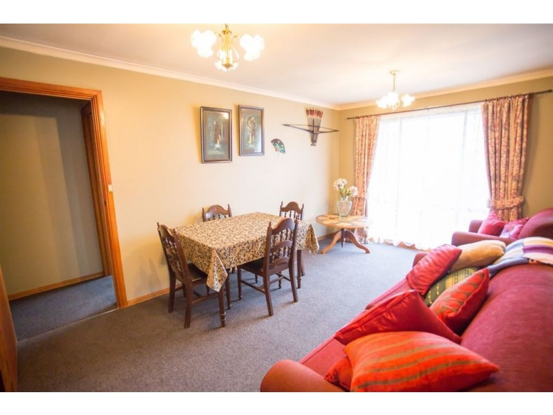 2 Rondora Court, Newnham TAS 7248