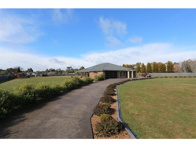 359 Cressy Road, Longford TAS 7301