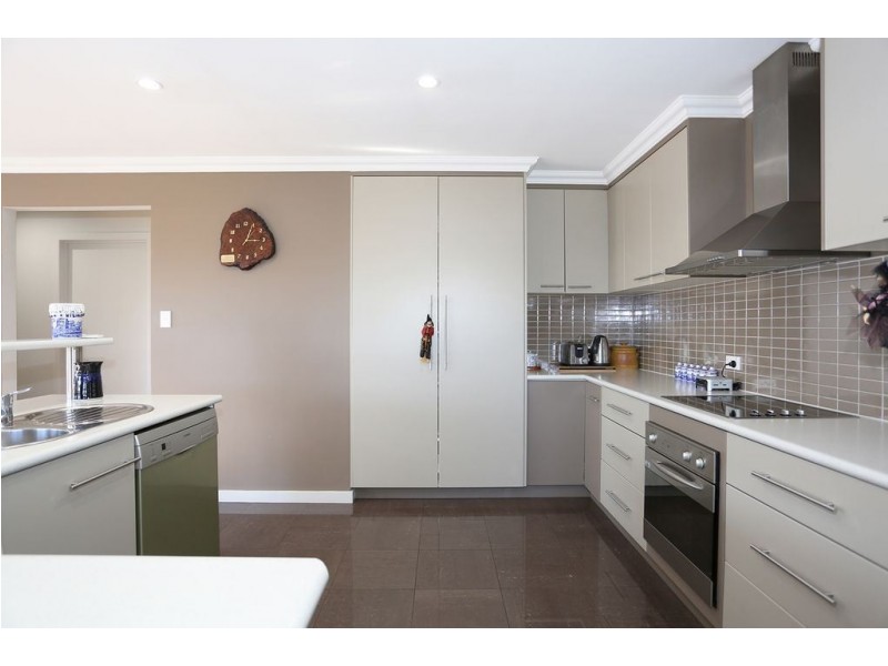6 Sarinda Close, Newnham TAS 7248