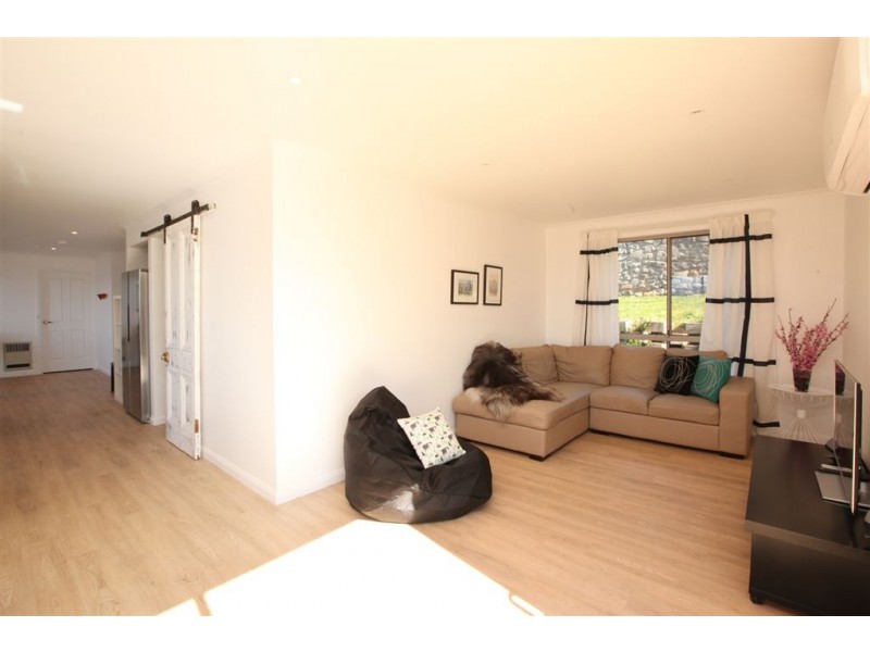 2/25 Floreat Crescent, Trevallyn TAS 7250