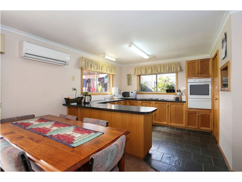 42 Packham Street, Newnham TAS 7248